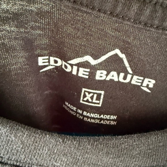 Men's Black Eddie Bauer Relaxed Fit T-Shirt Size XL Solid Versatile All Seasons - Picture 3 of 3